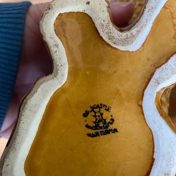 Gold Castle Porcelain Terrier Scotty Ceramic DOG Tea Candle Incense Holder Brown - Picture 2 of 10